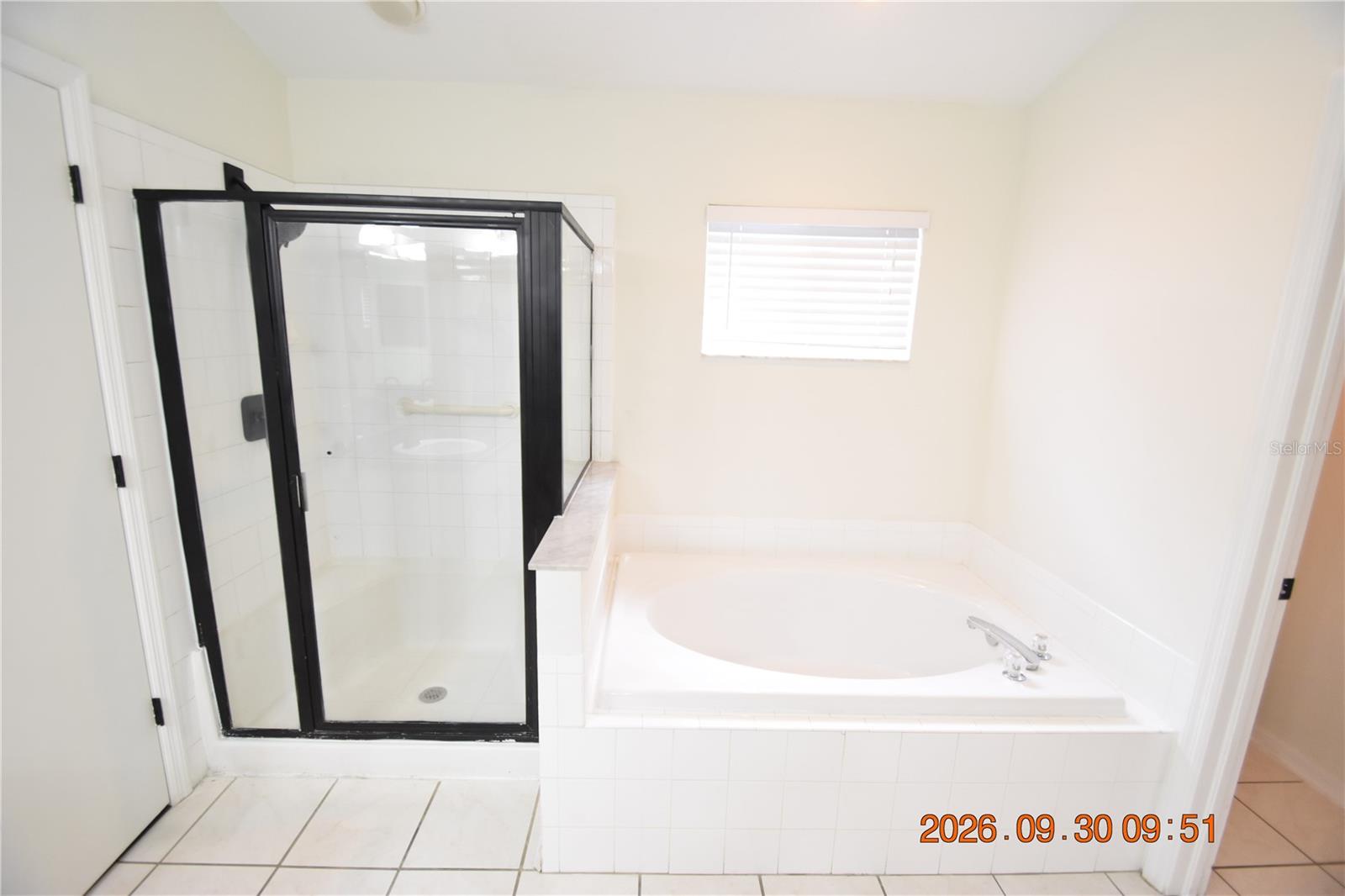 12103 DAWN VISTA DR — photo 34