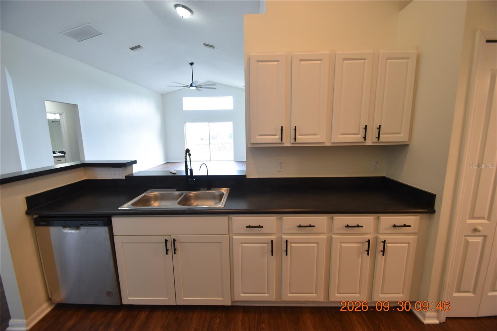 12103 DAWN VISTA DR — photo 24