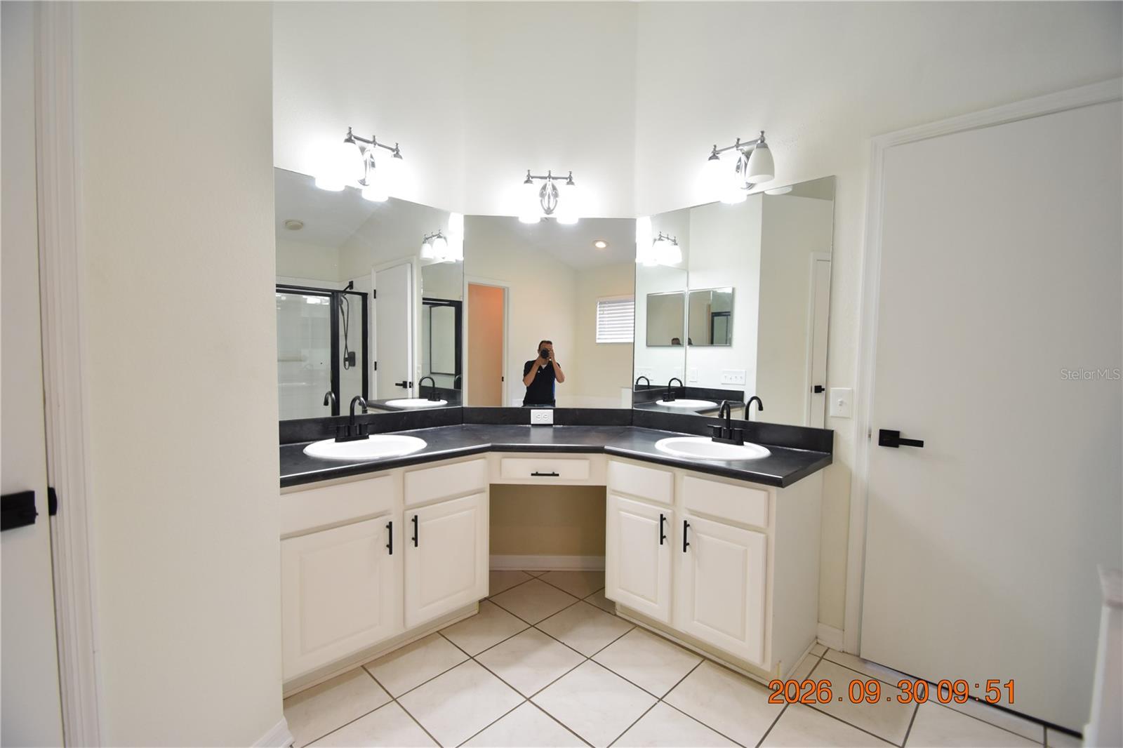 12103 DAWN VISTA DR — photo 33