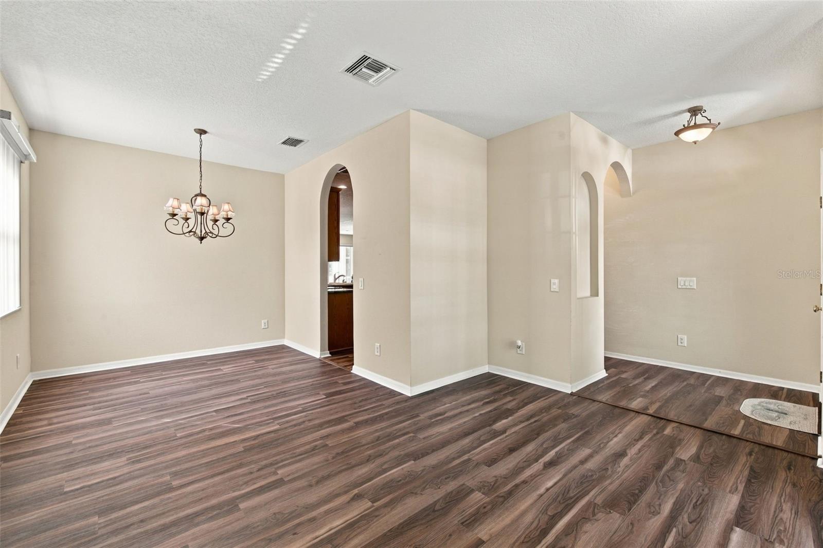 18852 NARIMORE DR — photo 5
