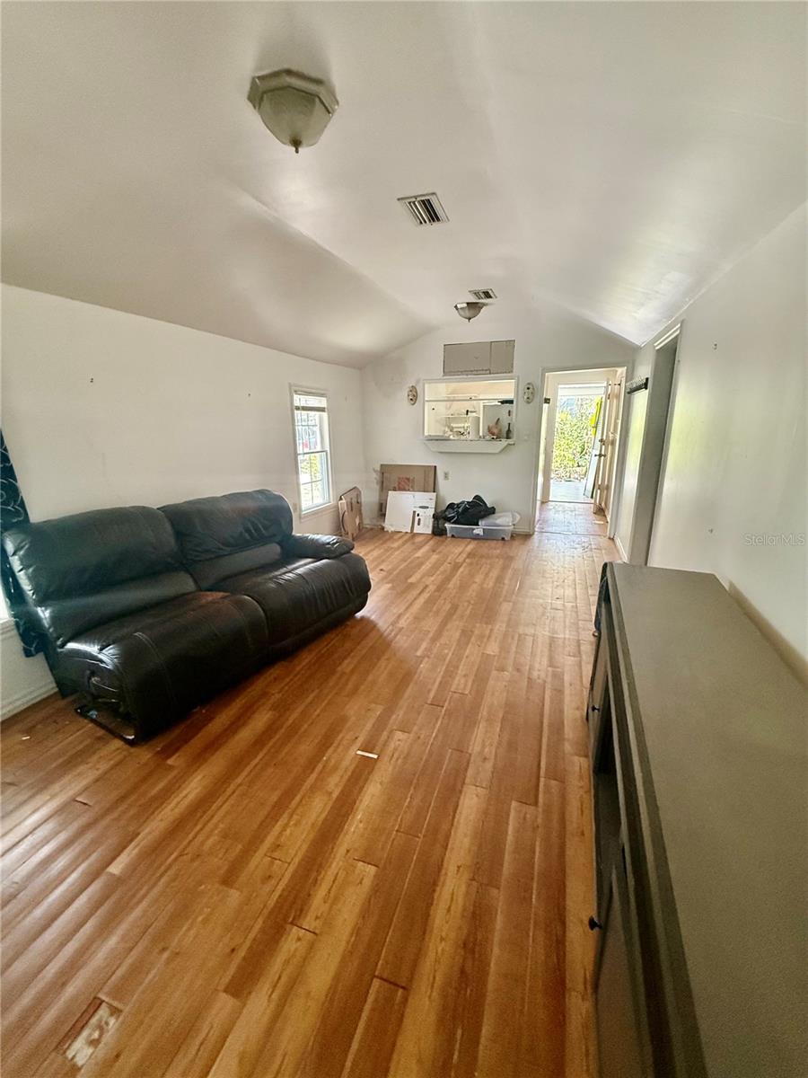 1014 W MOHAWK AVE — photo 19