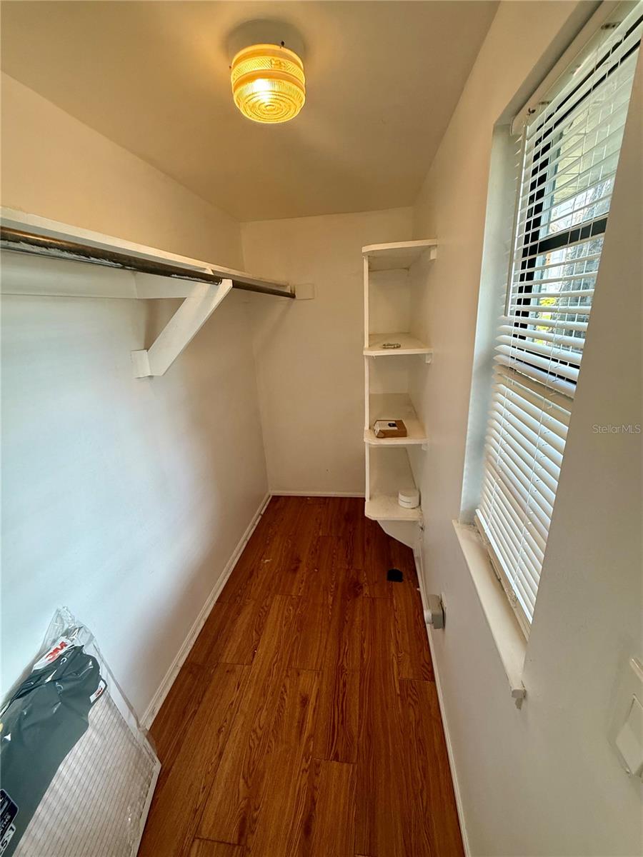 1014 W MOHAWK AVE — photo 26