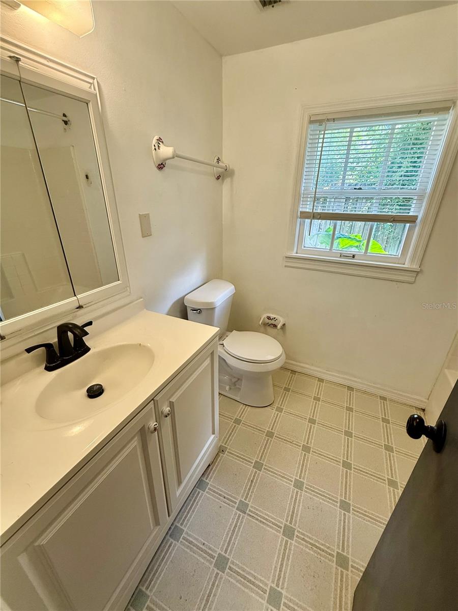 1014 W MOHAWK AVE — photo 23