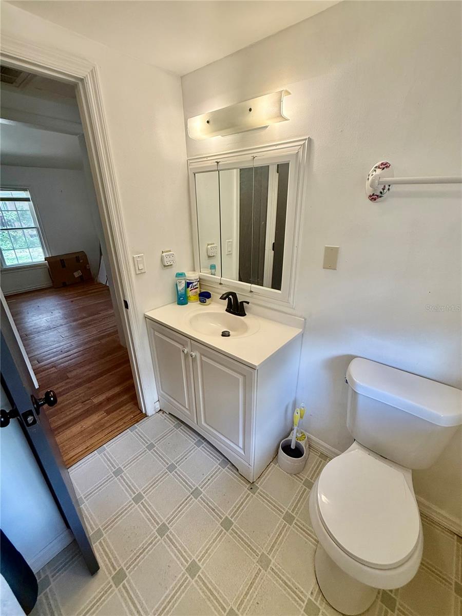 1014 W MOHAWK AVE — photo 22