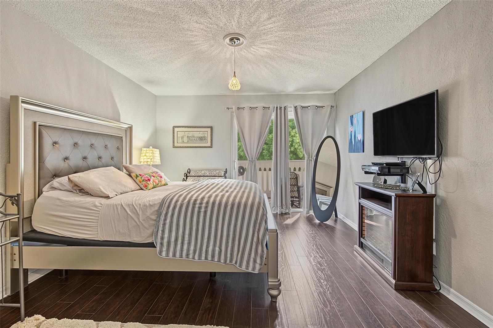 10399 PARADISE BLVD #107 — photo 4