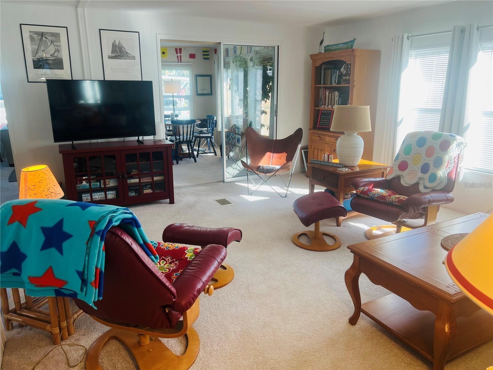 2270 PALAZZA DR #72 — photo 4