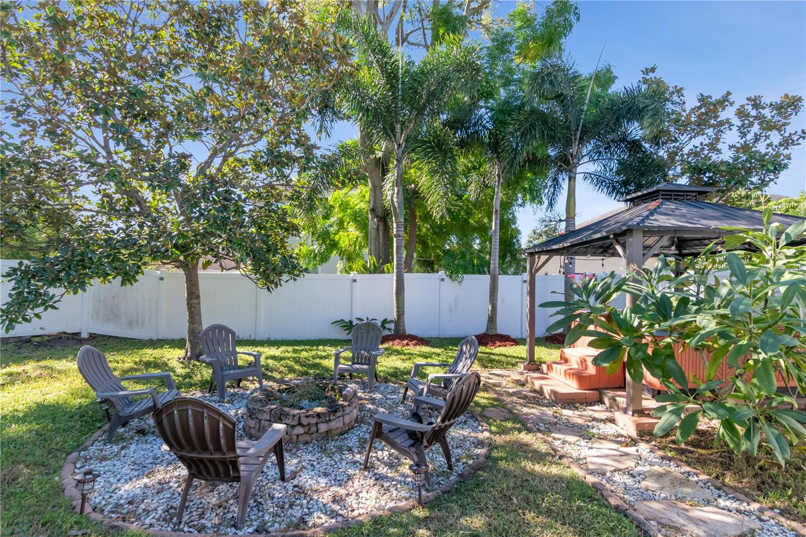 3816 W ESTRELLA ST — photo 26