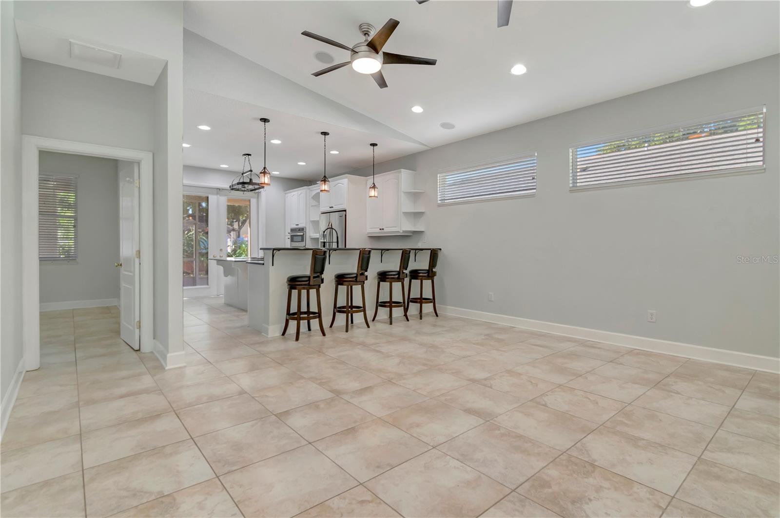3816 W ESTRELLA ST — photo 5