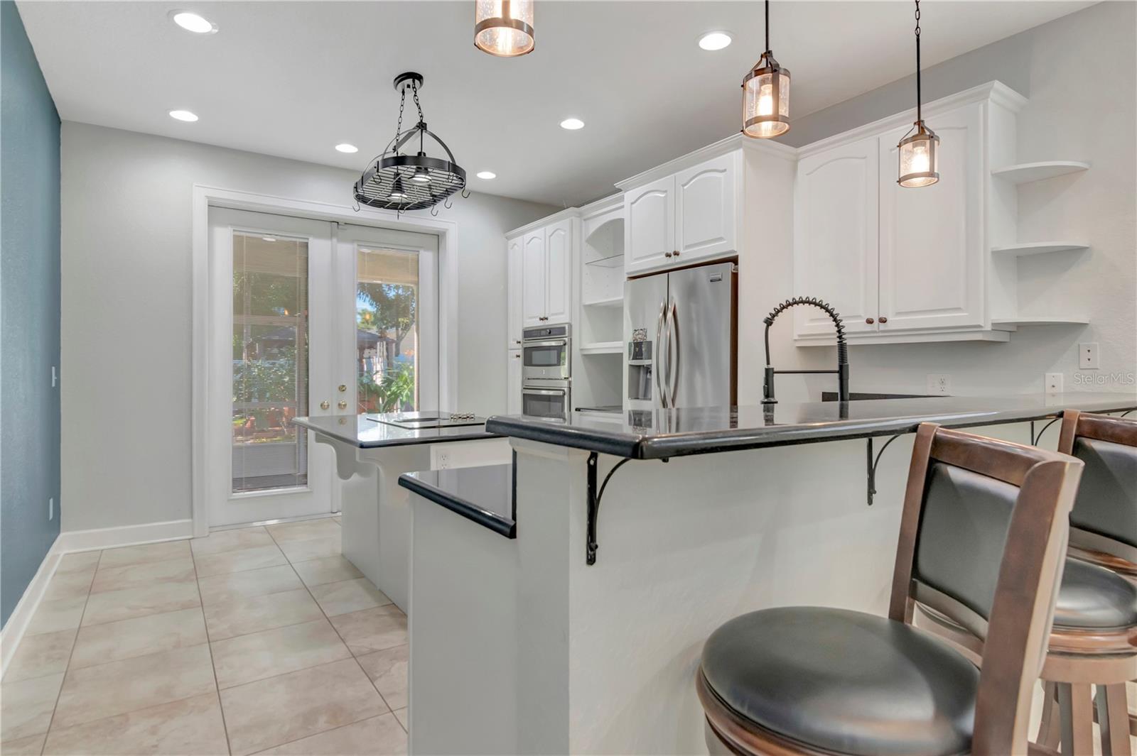 3816 W ESTRELLA ST — photo 3