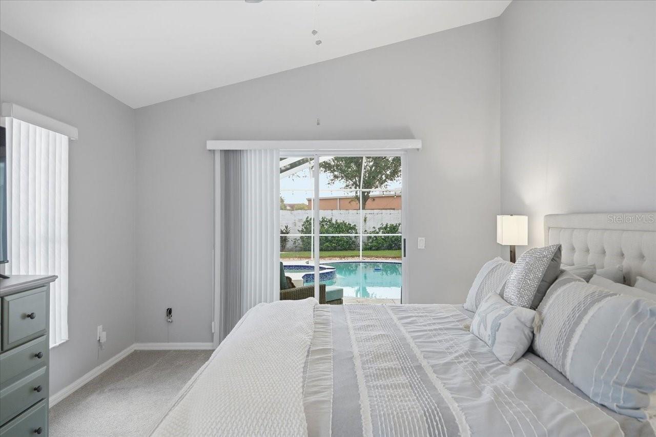 18009 PALM BREEZE DR — photo 33