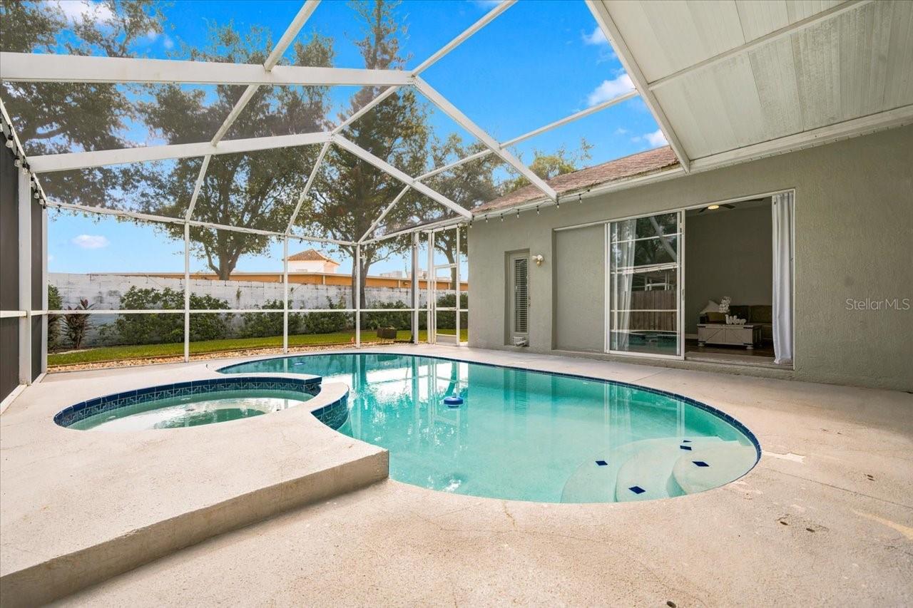 18009 PALM BREEZE DR — photo 50