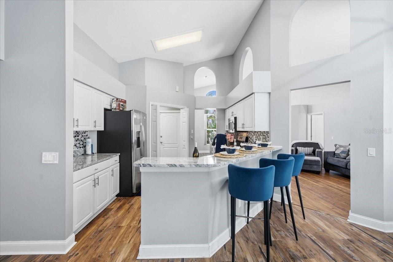 18009 PALM BREEZE DR — photo 17