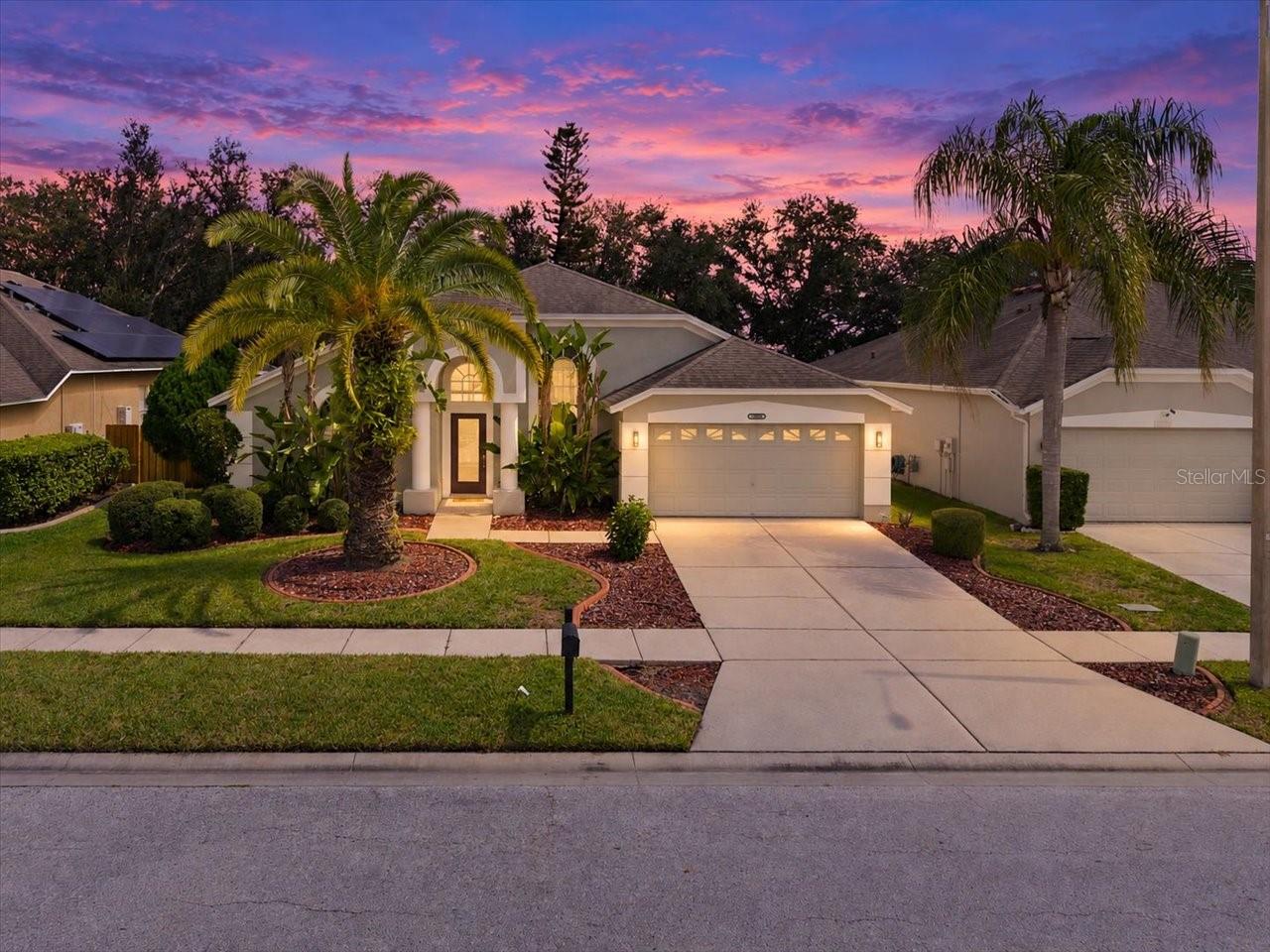 18009 PALM BREEZE DR — photo 2