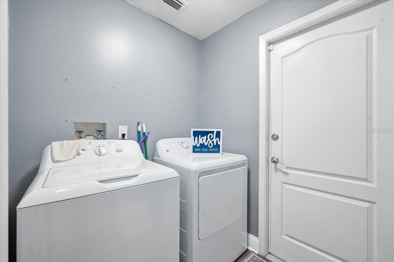 18009 PALM BREEZE DR — photo 46