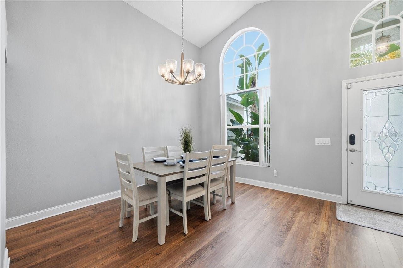 18009 PALM BREEZE DR — photo 10