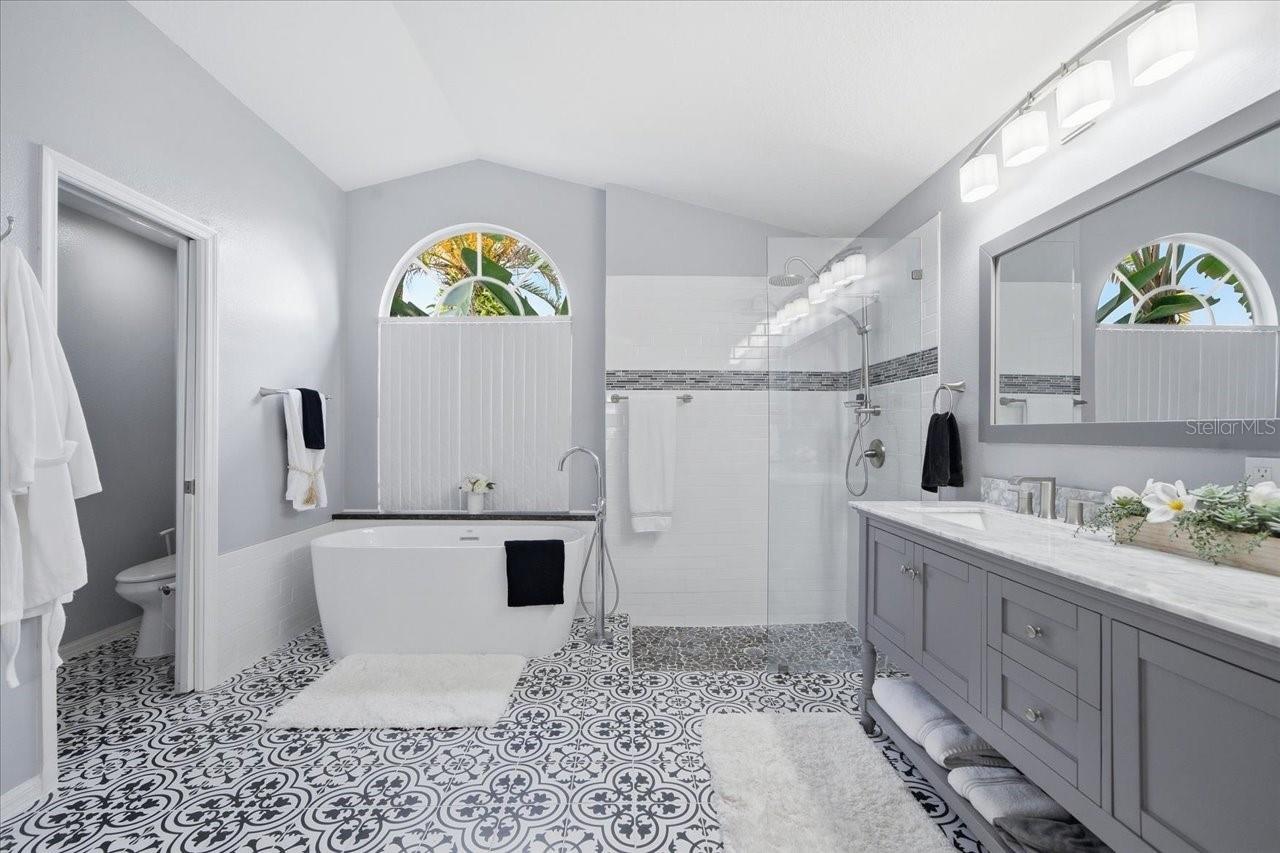 18009 PALM BREEZE DR — photo 35