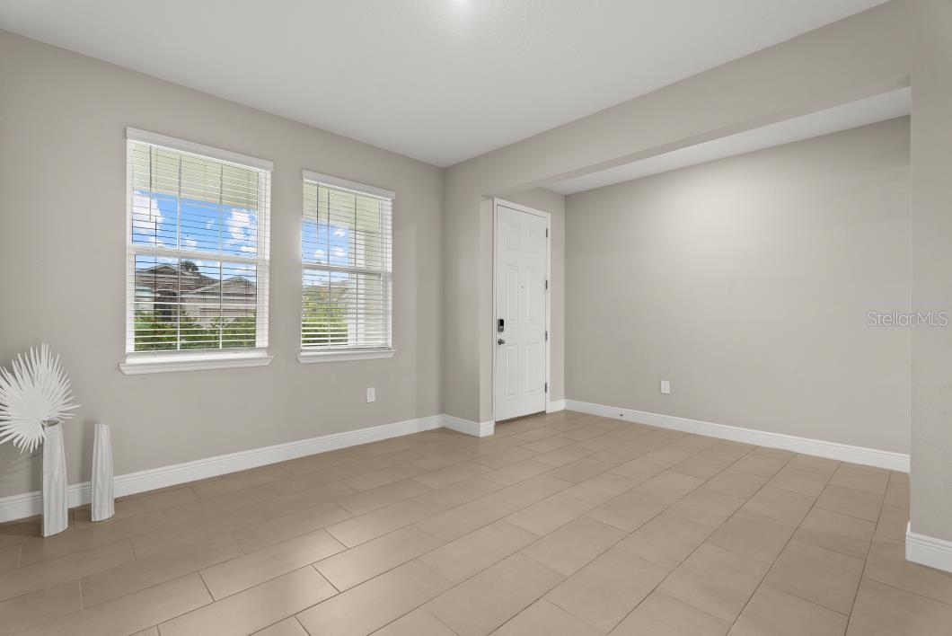 5728 WOODLAND SAGE DR — photo 4