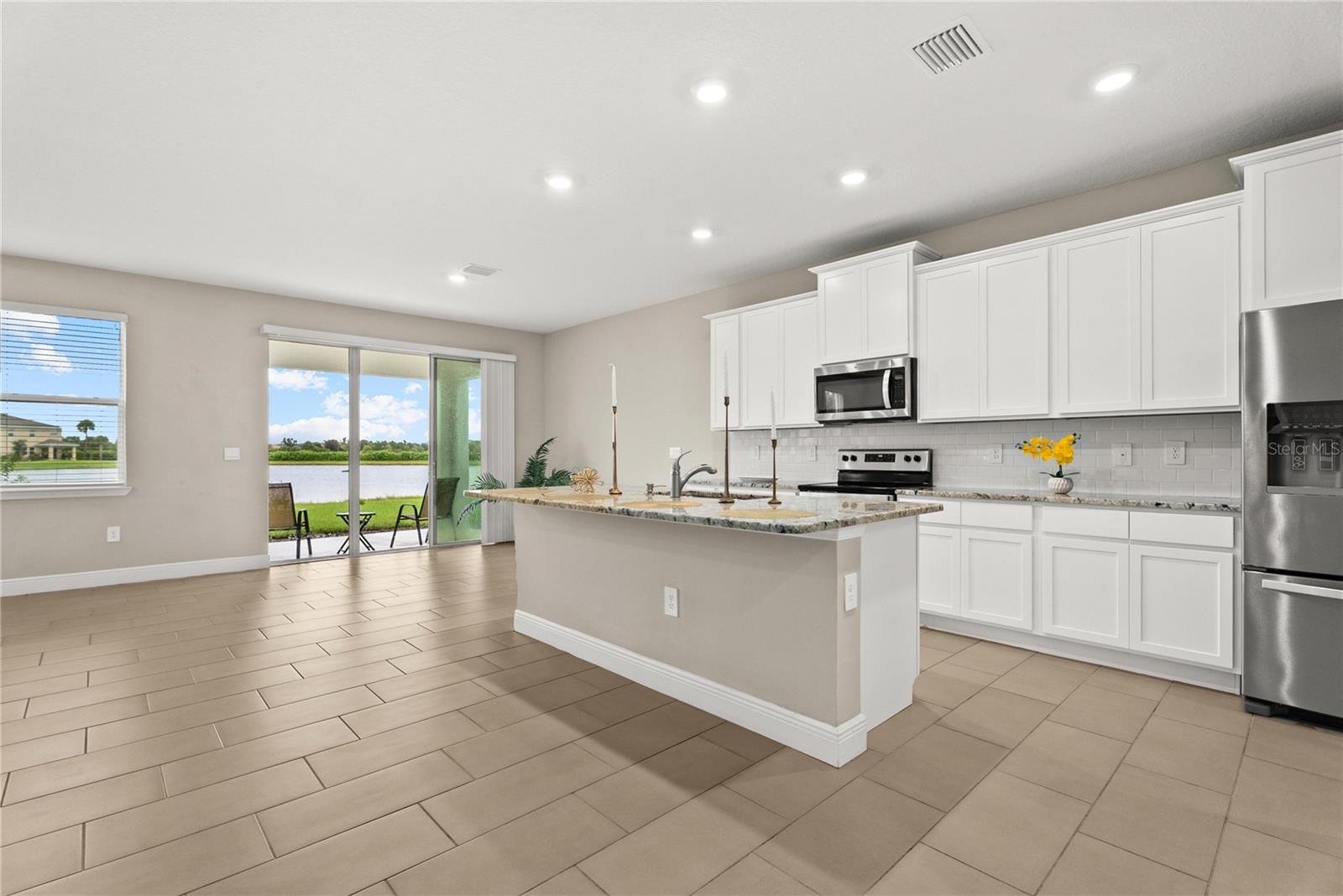 5728 WOODLAND SAGE DR — photo 8