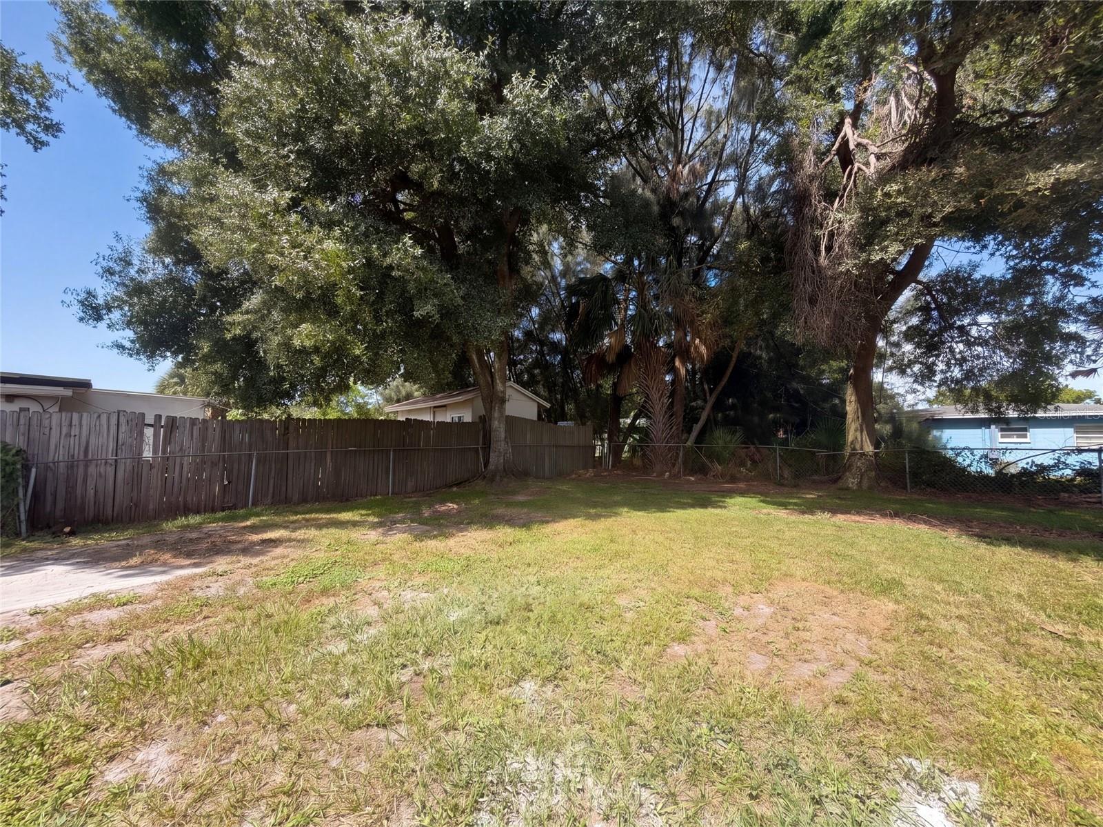 7916 ENDIVE AVE — photo 19