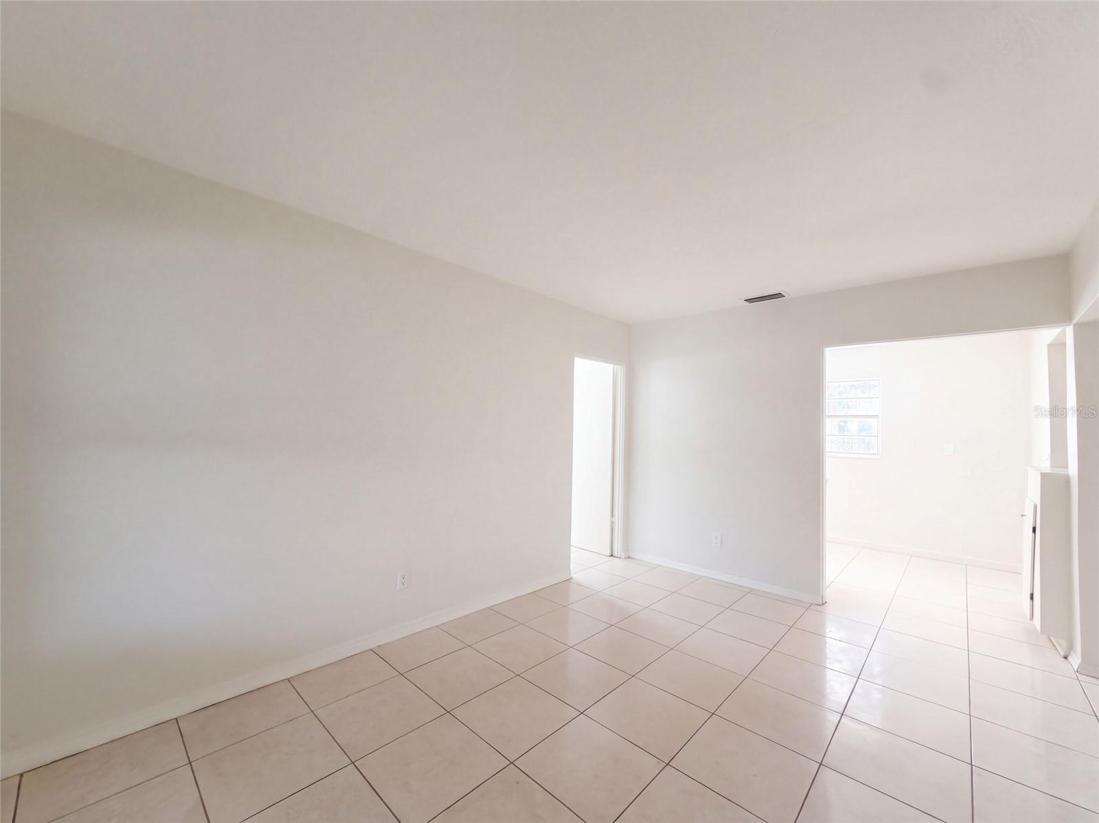 7916 ENDIVE AVE — photo 6