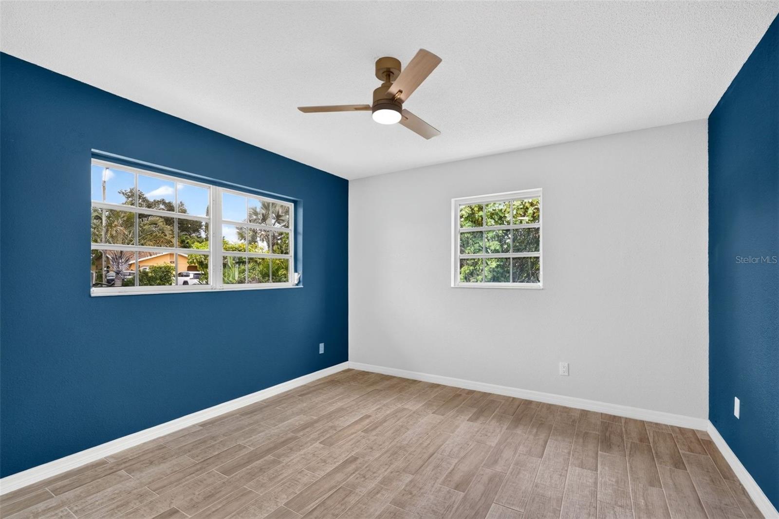 1072 OLYMPIA RD — photo 16