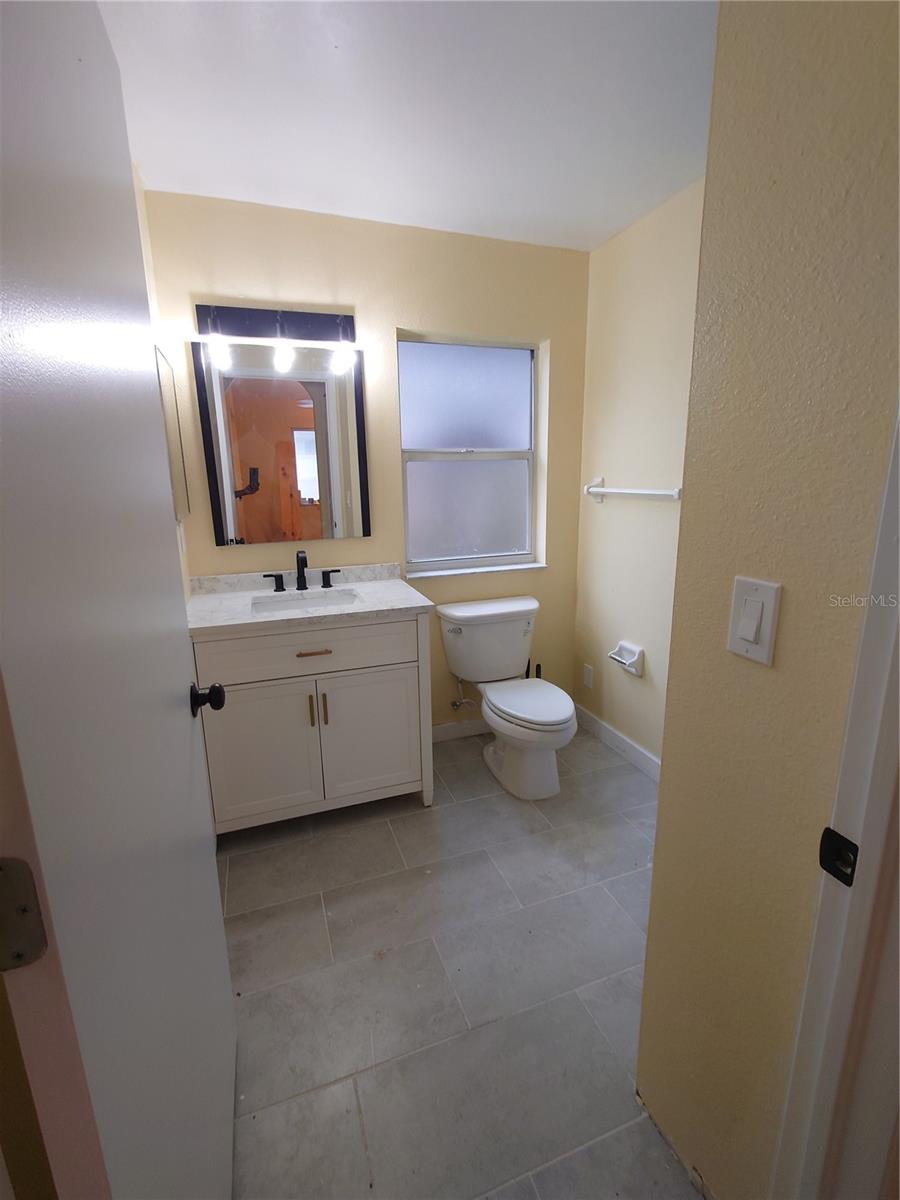403 ABIGAIL RD — photo 9