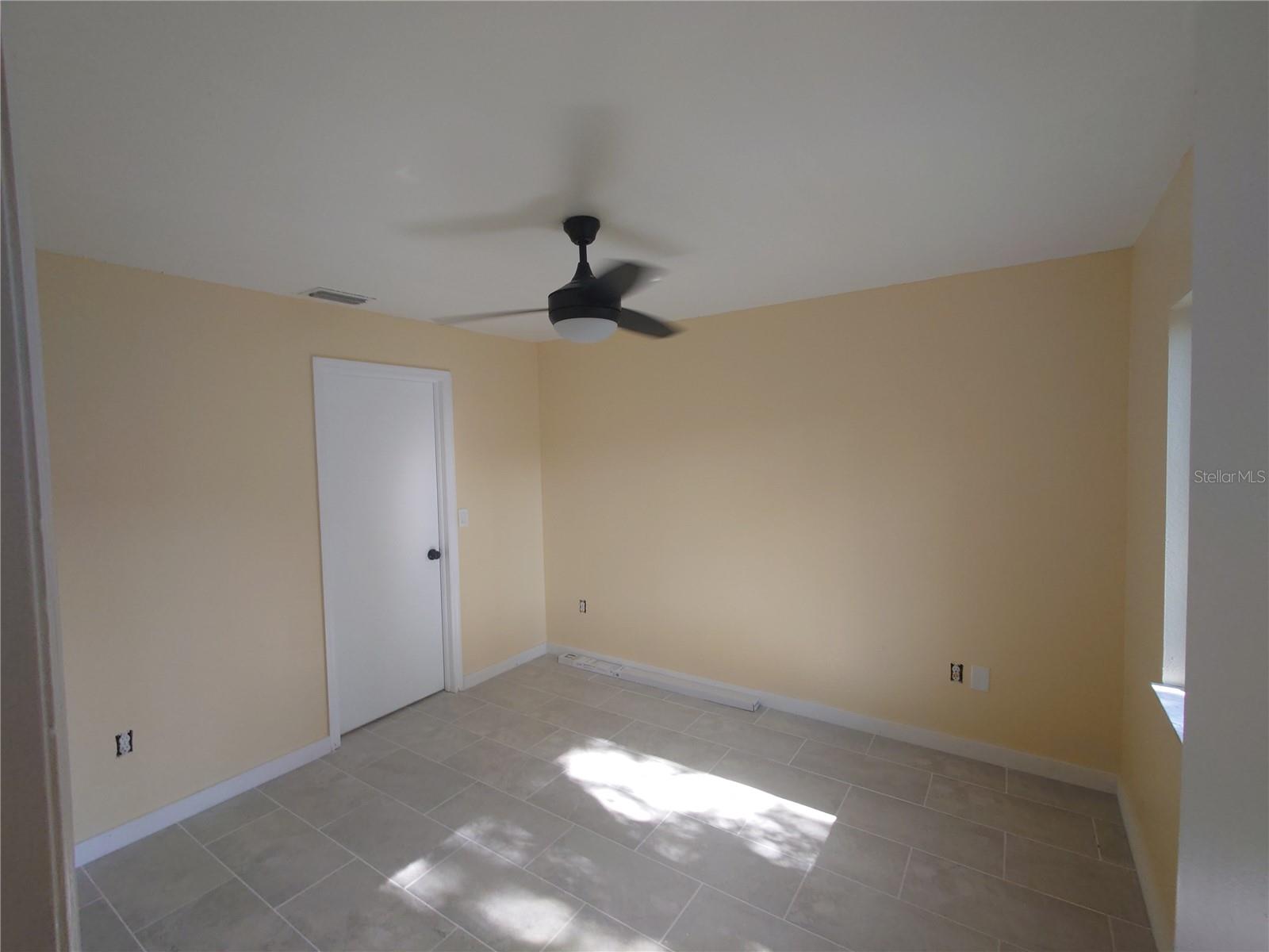 403 ABIGAIL RD — photo 12