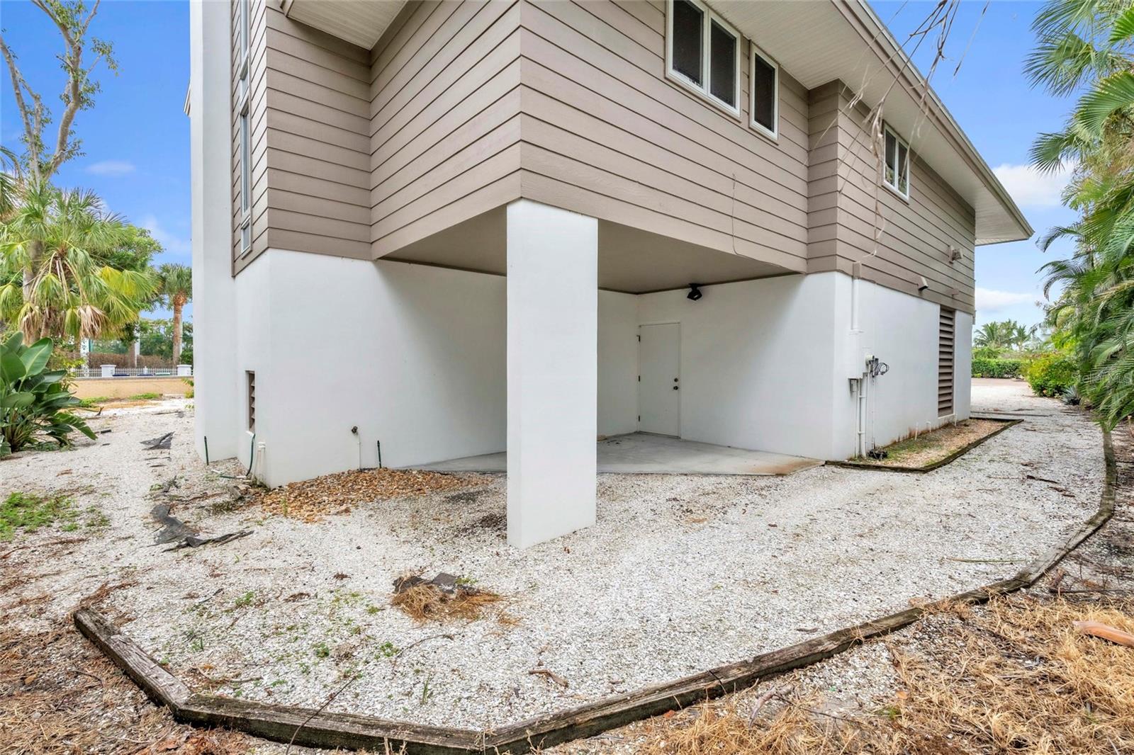 103 SUNSET LN — photo 47