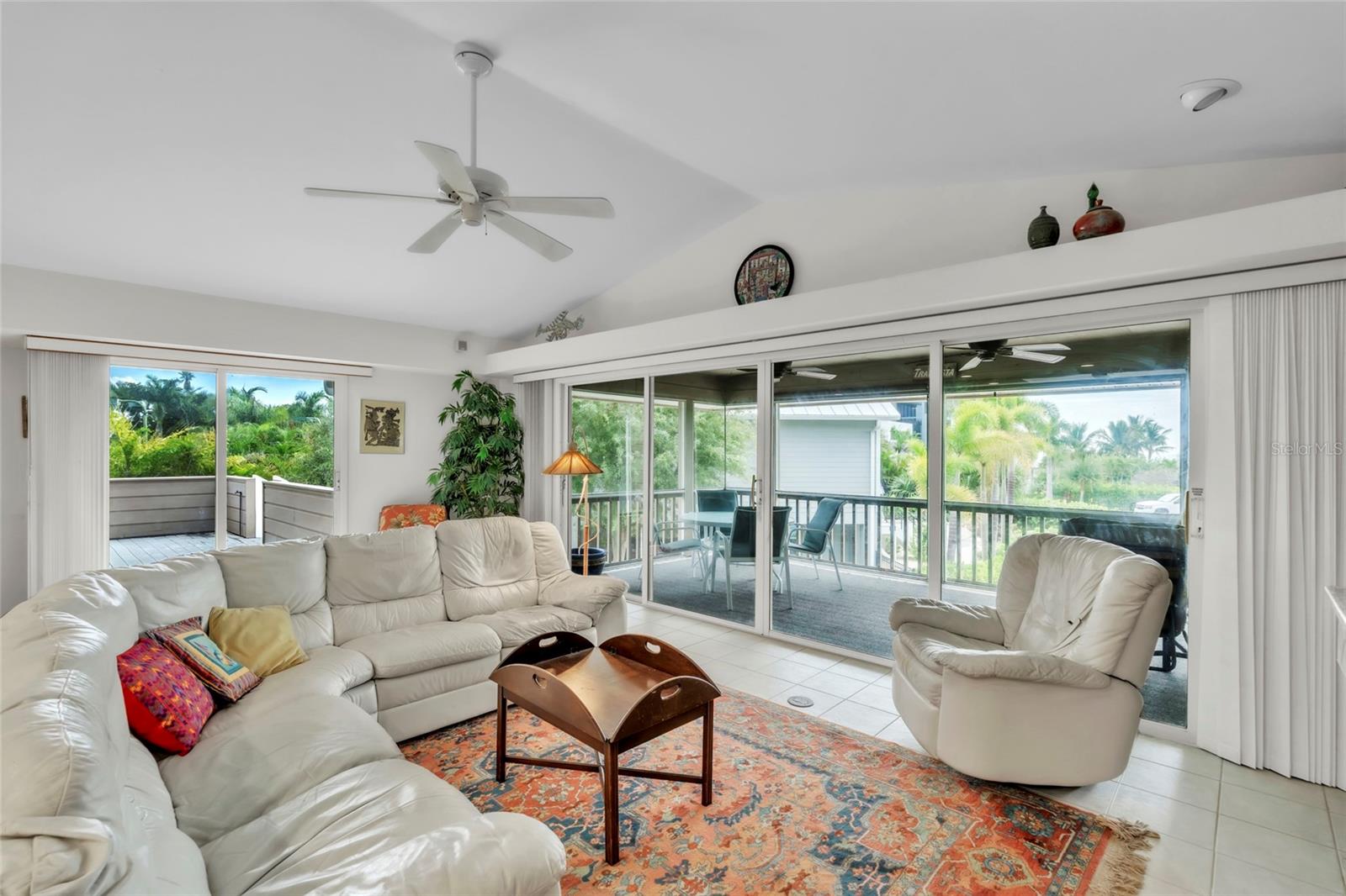 103 SUNSET LN — photo 21