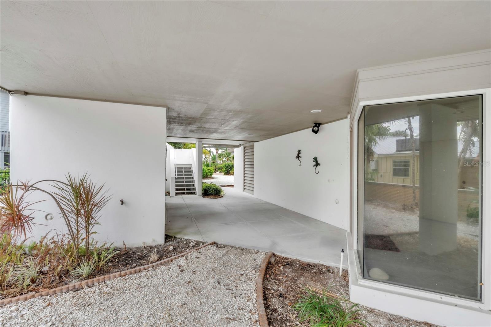 103 SUNSET LN — photo 5