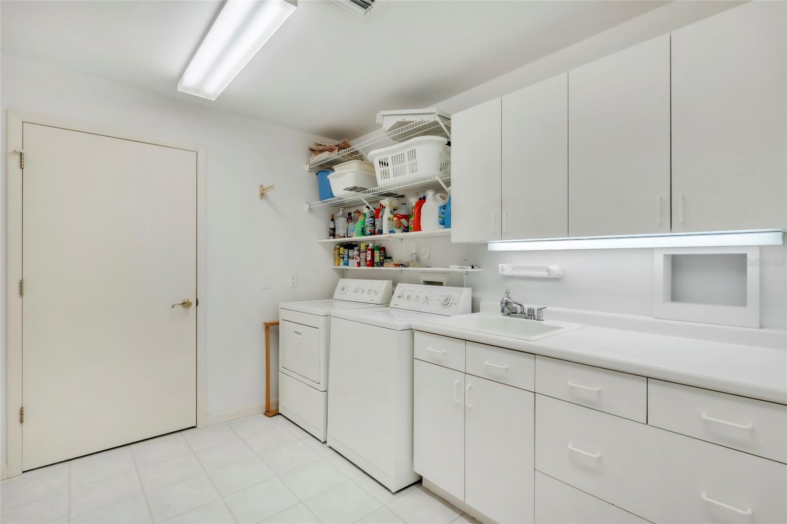 103 SUNSET LN — photo 41