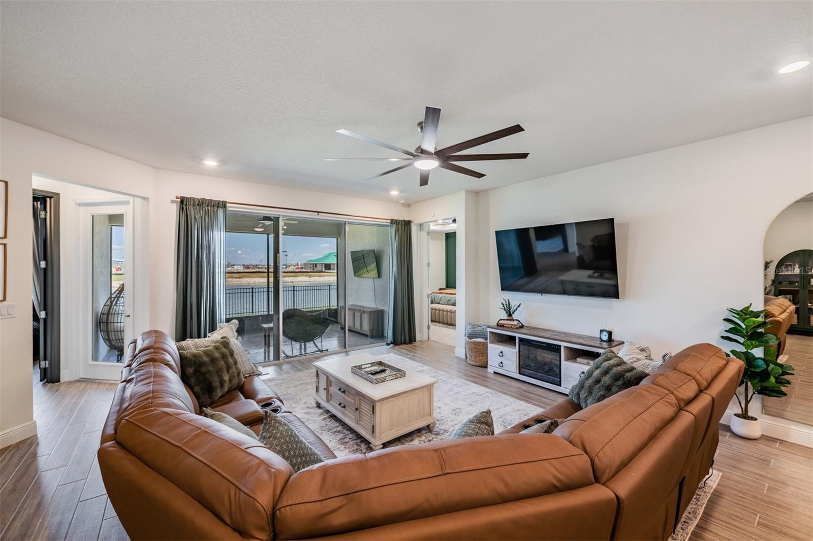 7474 SEA MANATEE ST — photo 33