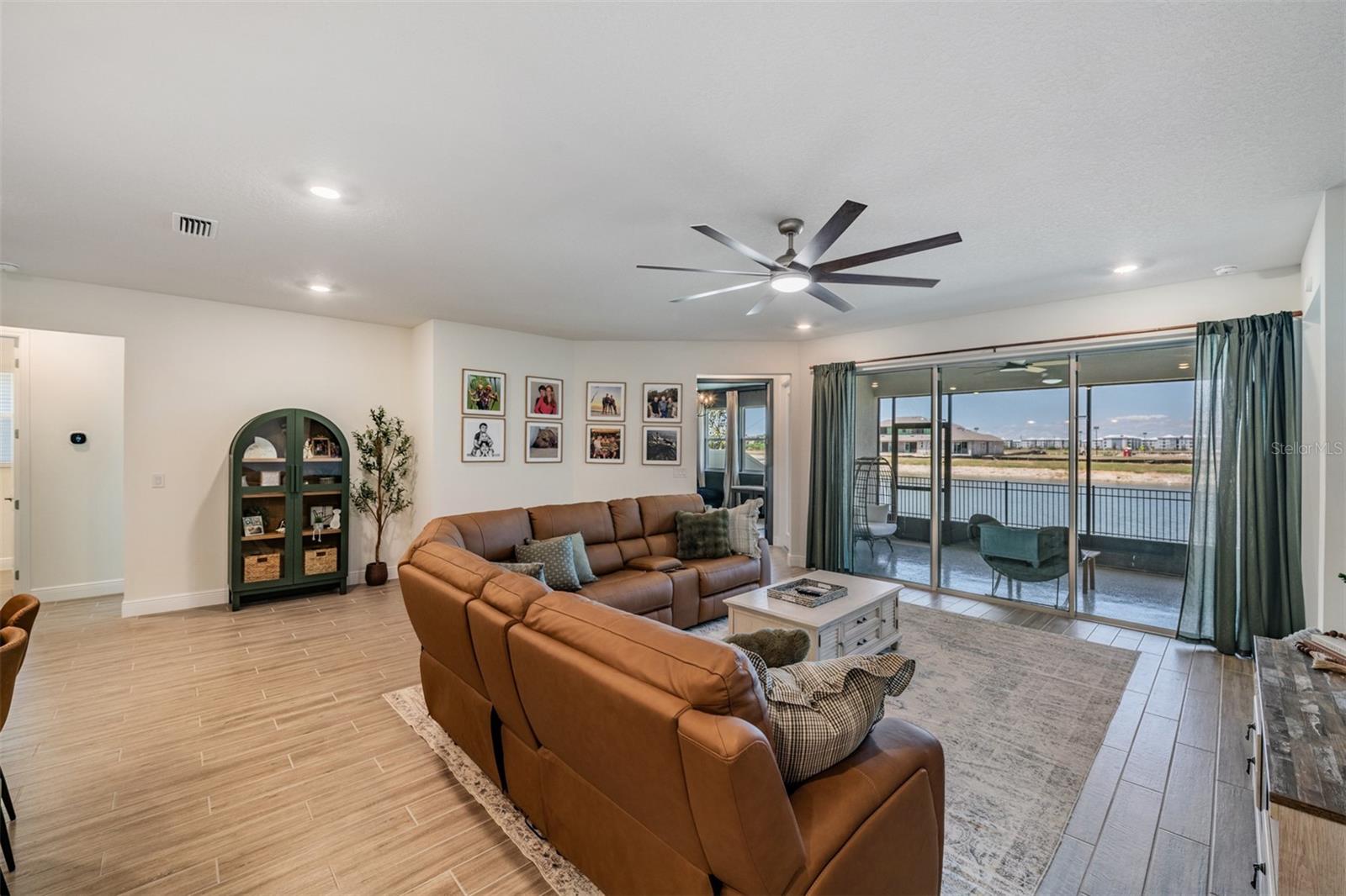 7474 SEA MANATEE ST — photo 34