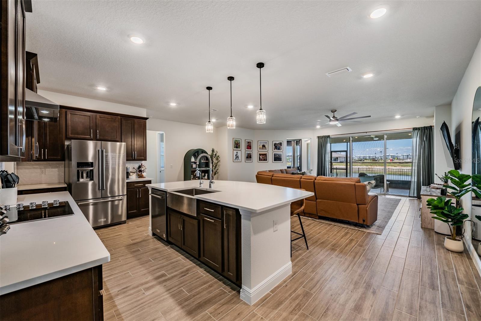 7474 SEA MANATEE ST — photo 37