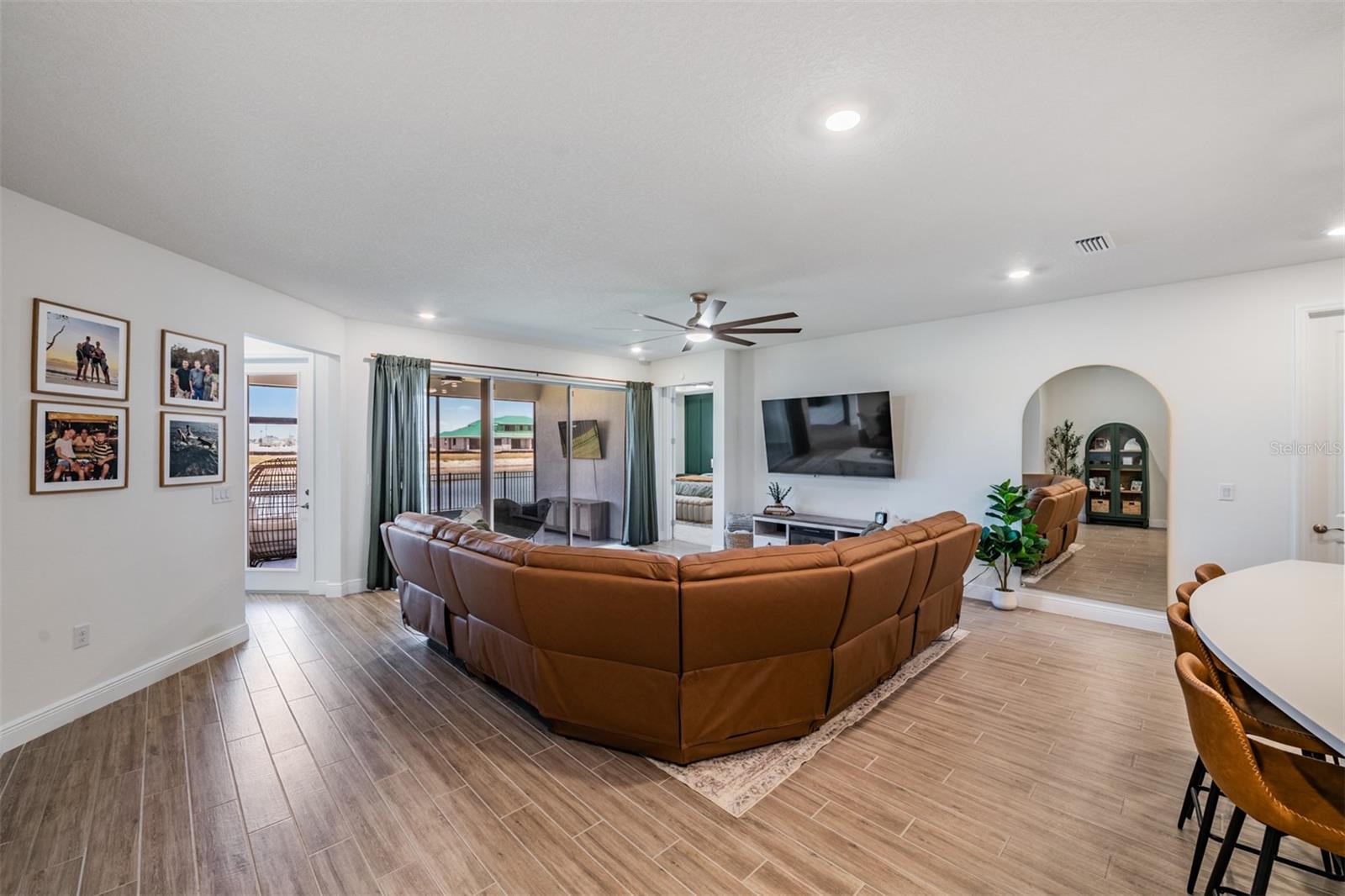 7474 SEA MANATEE ST — photo 32
