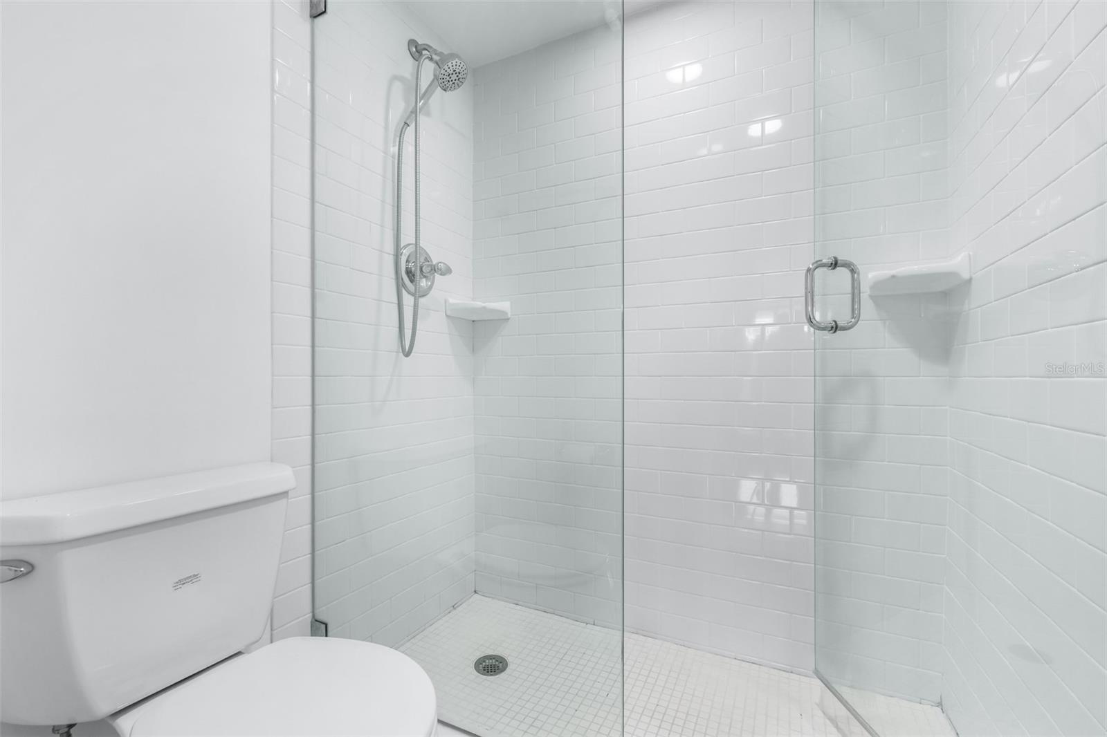 3211 W SWANN AVE #410 — photo 24