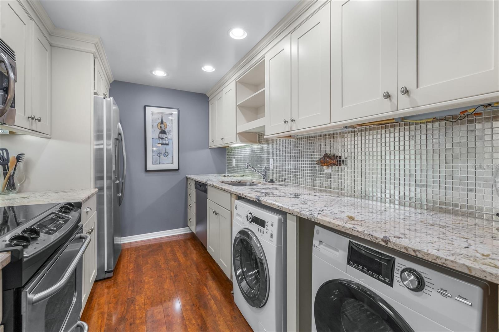3211 W SWANN AVE #410 — photo 4