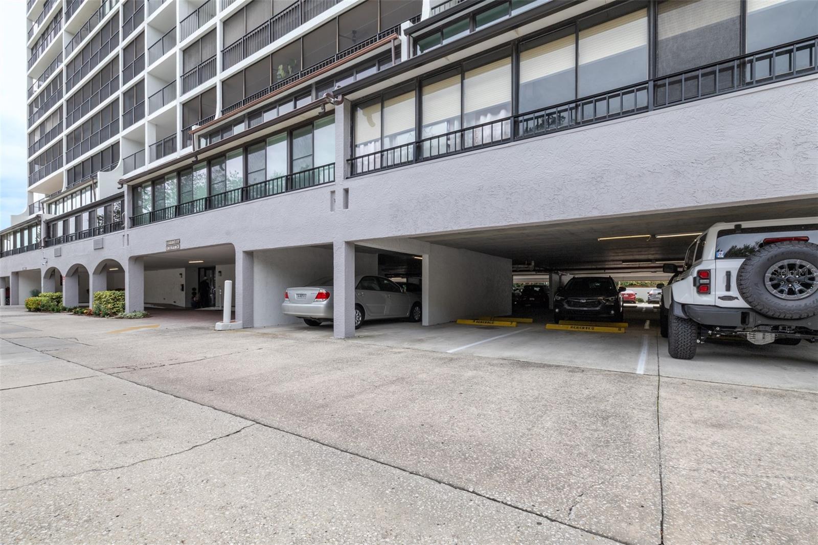3211 W SWANN AVE #410 — photo 35