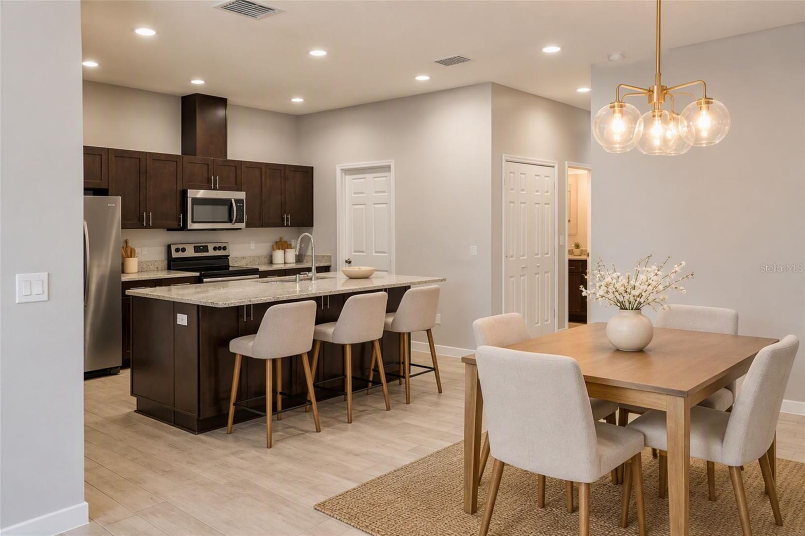 4210 N COOLIDGE AVE #2 — photo 5