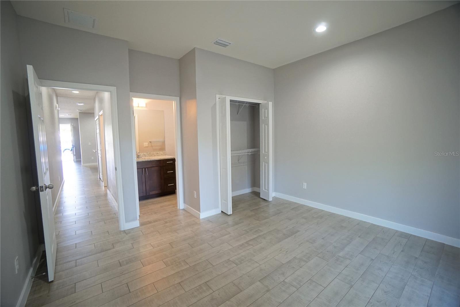4210 N COOLIDGE AVE #2 — photo 10