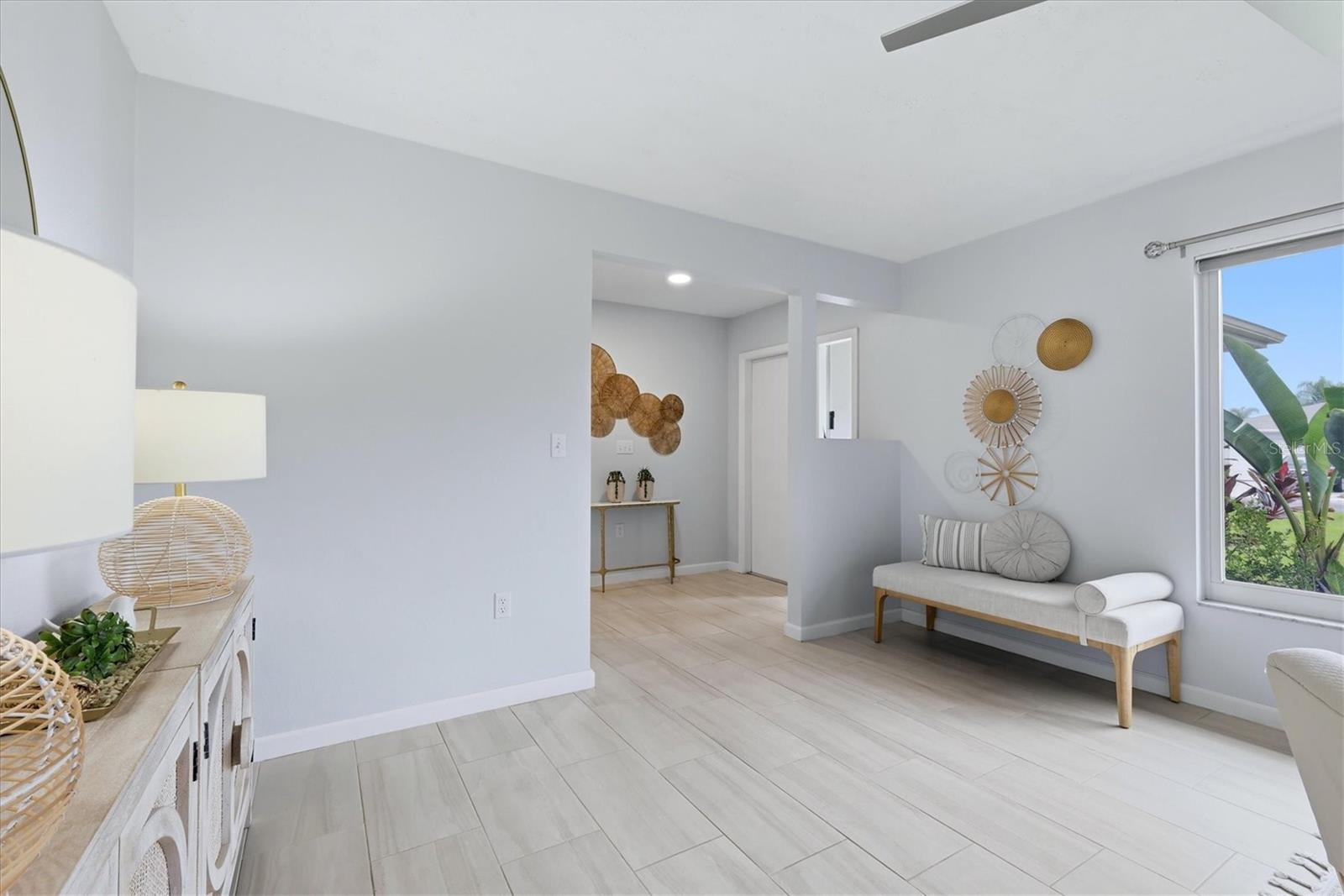 1010 MALIBU CT — photo 8