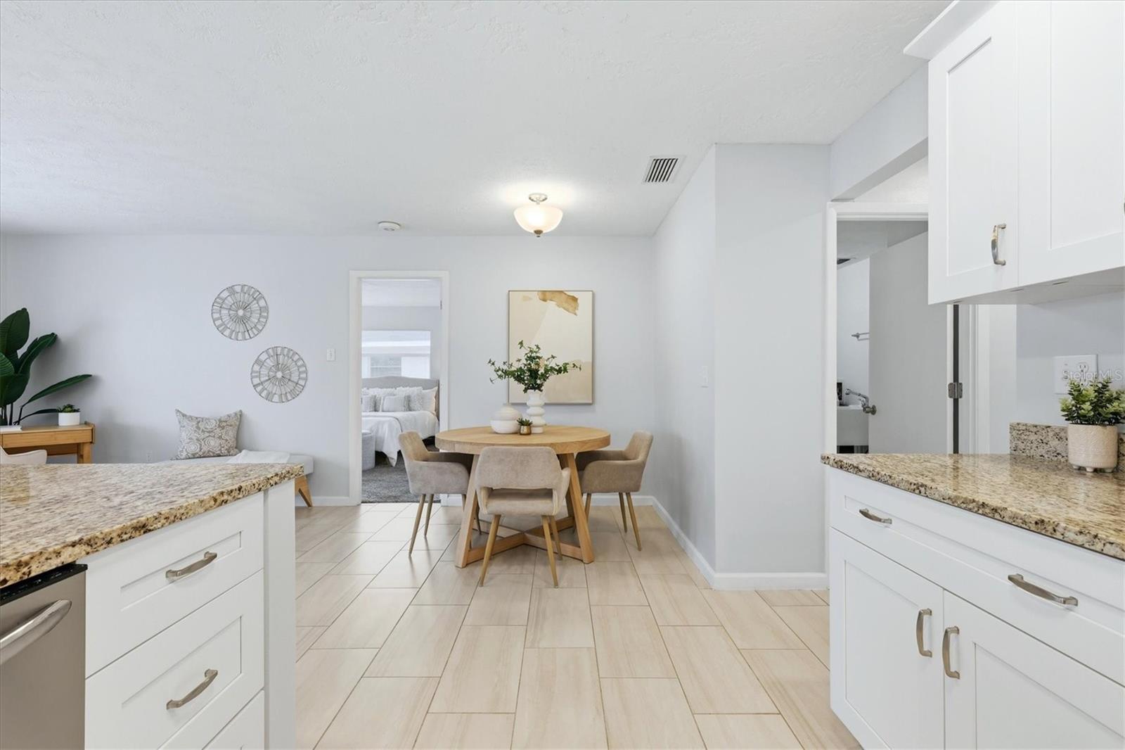 1010 MALIBU CT — photo 14
