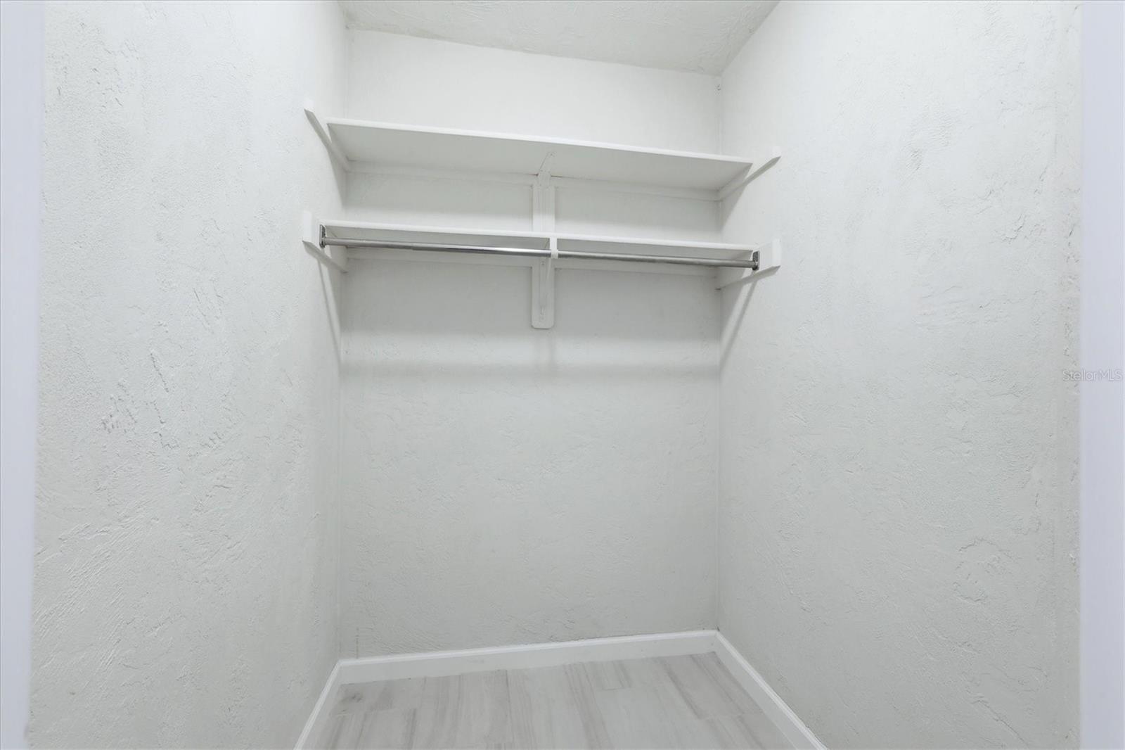 1010 MALIBU CT — photo 30