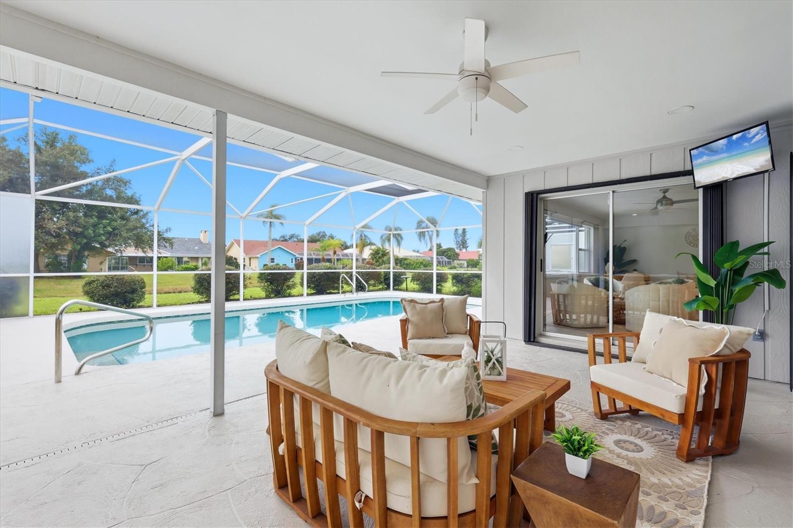 1010 MALIBU CT — photo 34