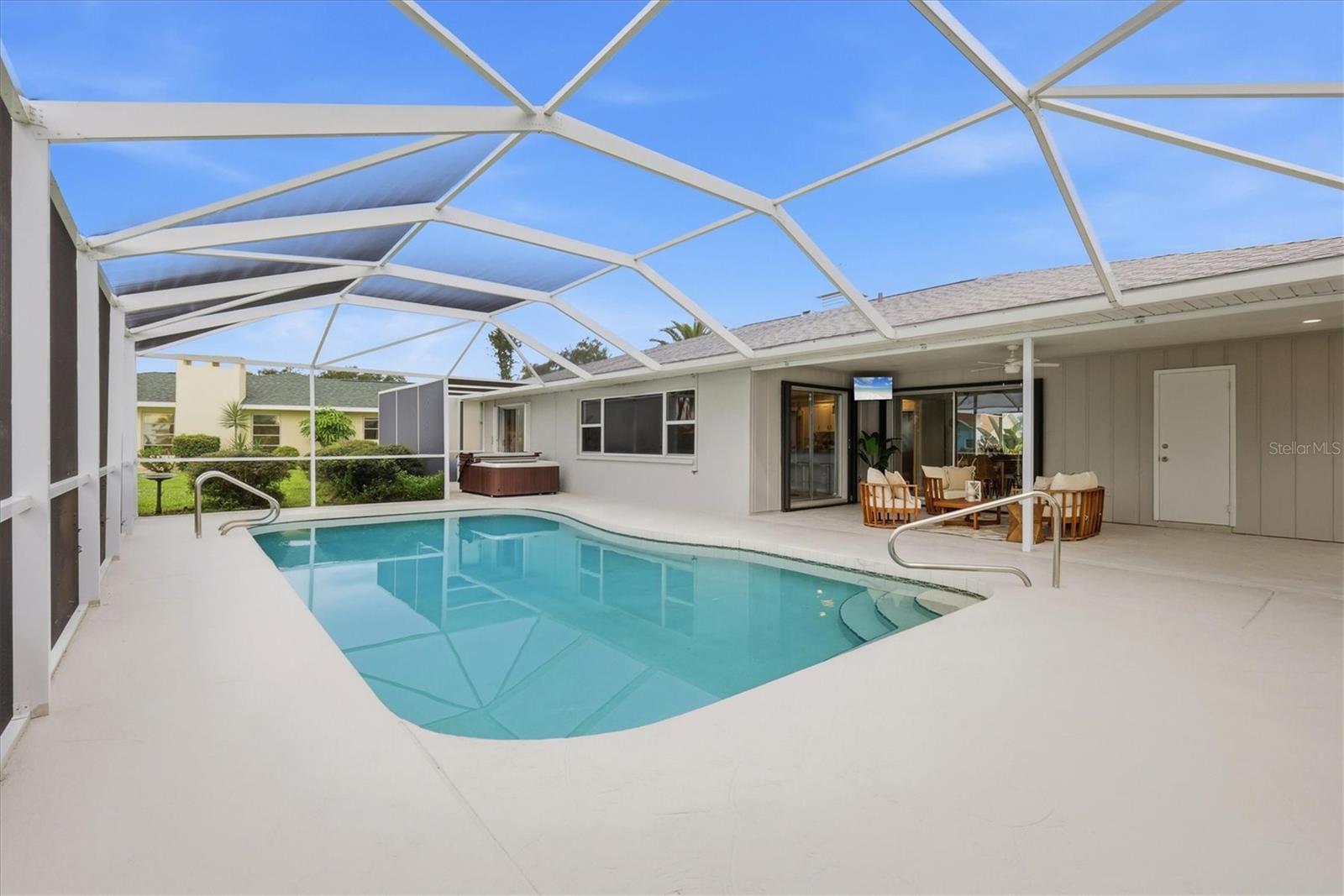 1010 MALIBU CT — photo 35