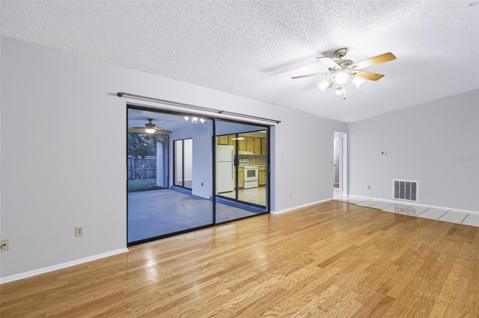 3030 CYPRESS GREEN DR — photo 11