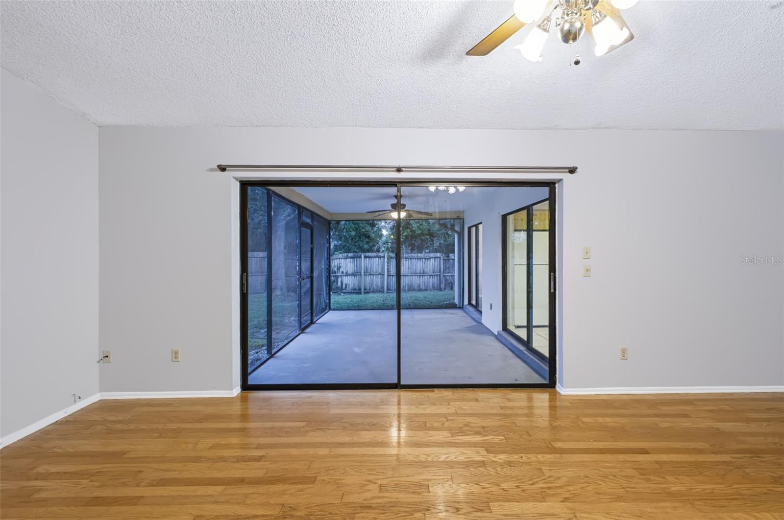 3030 CYPRESS GREEN DR — photo 10