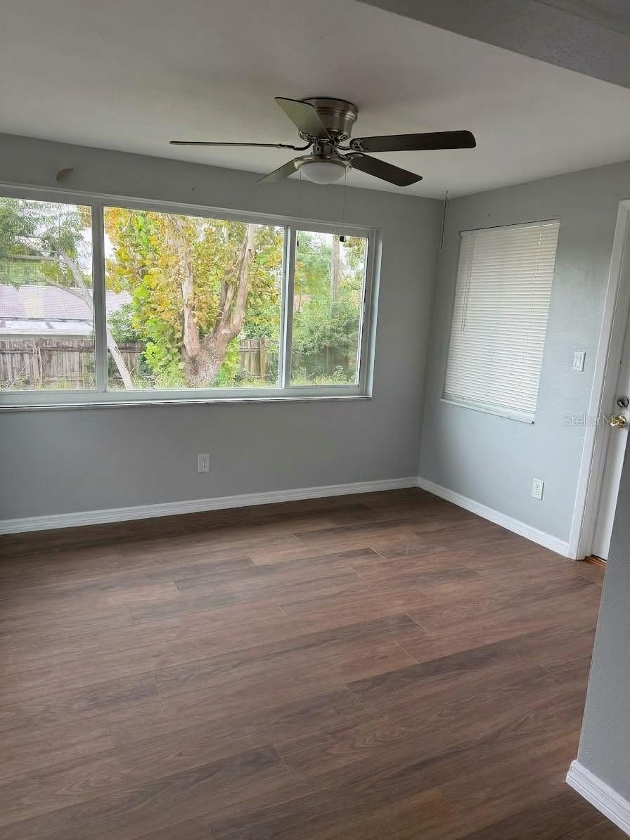 4104 PINEFIELD AVE — photo 5