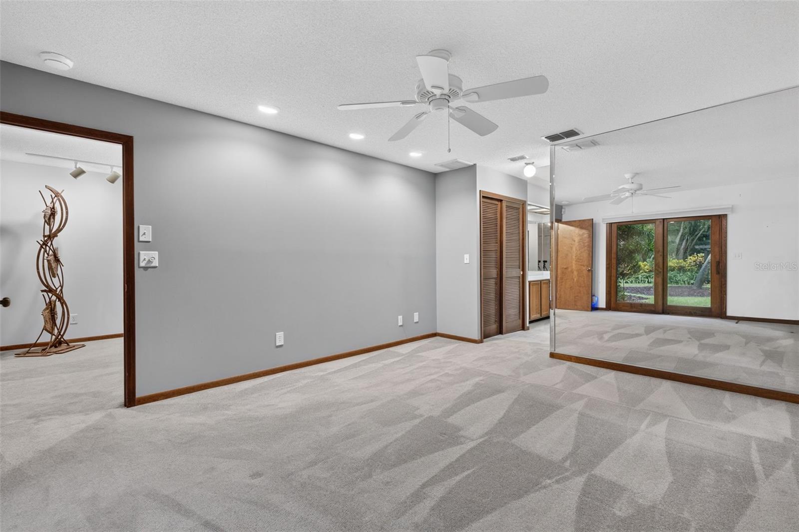 3300 MEADOW VIEW LN — photo 21
