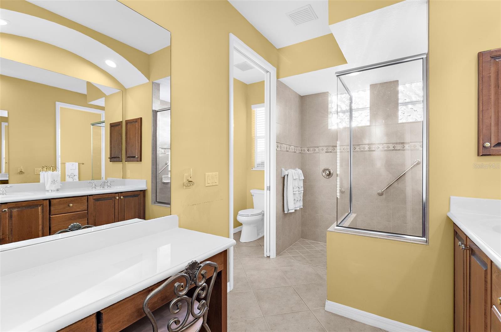 2524 JEFFERSON CIR — photo 17